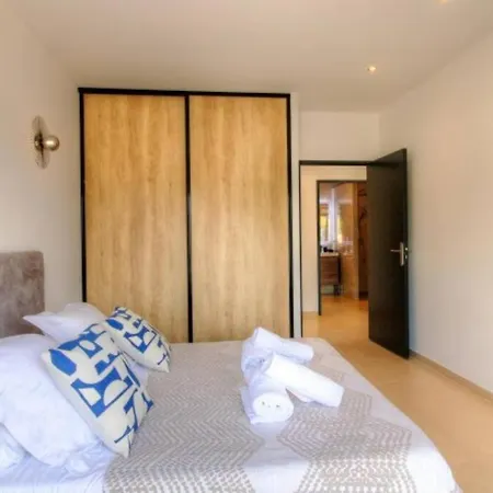 Stella Avec Piscine Entre Et Riviere Βίλα *