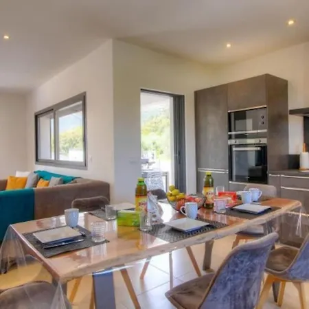 Stella Avec Piscine Entre Et Riviere Vardiola