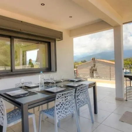 Stella Avec Piscine Entre Et Riviere * Vardiola