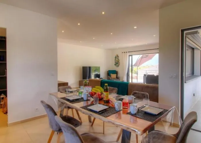 Stella Avec Piscine Entre Et Riviere